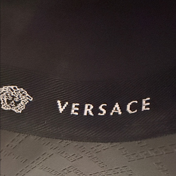 Versace Black Hat with Silver Medusa Emblem - Picture 4 of 7
